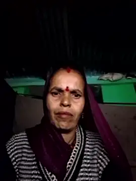 Hot juli73 online show from December 3, 2025, 4:27 pm