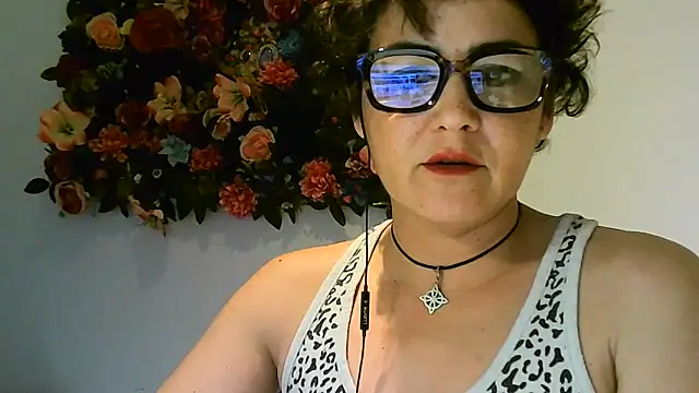 zaidapink1990 online show from March 20, 2026, 6:57 pm