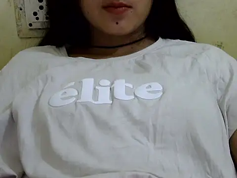 Anika Singh online show from April 3, 2026, 2:59 pm