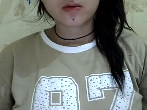 Anika Singh online show from April 27, 2026, 12:19 am