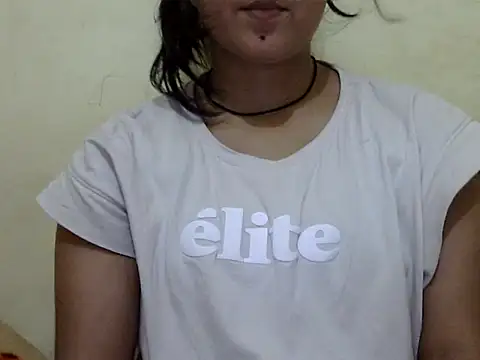 Anika Singh online show from April 28, 2026, 2:44 pm