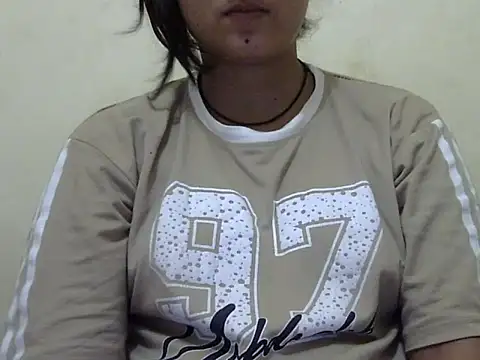 Anika Singh online show from June 13, 2026, 2:31 am