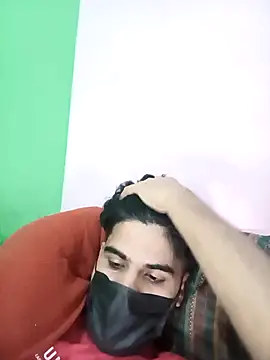 hotyyyyjonny online show from December 16, 2025, 6:46 pm