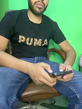 Snapshot of hotyyyyjonny chatting on June 19, 2026, 4:00 pm hotyyyyjonny online show from June 19, 2026, 4:00 pm