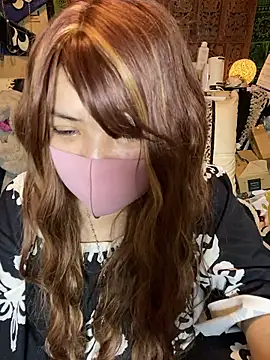 oxLILxMELOxo online show from November 21, 2025, 3:33 pm