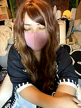 oxLILxMELOxo online show from November 22, 2025, 2:16 pm