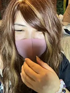 oxLILxMELOxo online show from November 29, 2025, 5:10 am