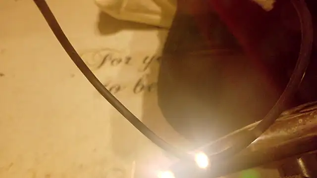 oxLILxMELOxo online show from December 17, 2025, 11:05 am