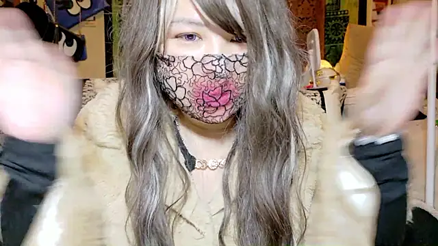 oxLILxMELOxo online show from December 19, 2025, 2:35 pm