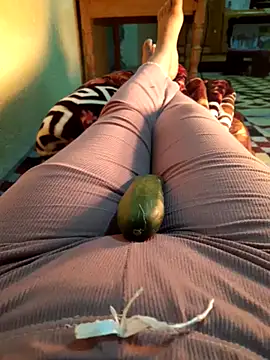 Tota sexi online show from December 3, 2025, 11:08 am