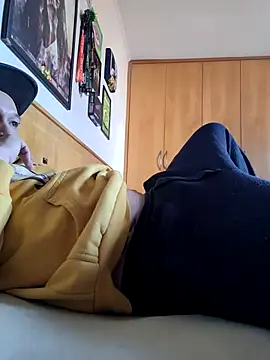 Omundosecretodixx 420 online show from July 6, 2026, 5:37 pm