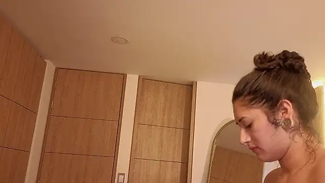 Iamnyxy online show from February 7, 2026, 11:03 am