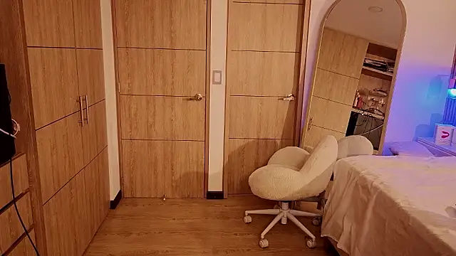 Iamnyxy online show from February 19, 2026, 11:06 am