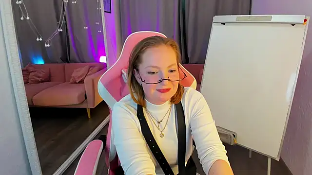 Elizabeth Walson online show from November 15, 2025, 11:40 am