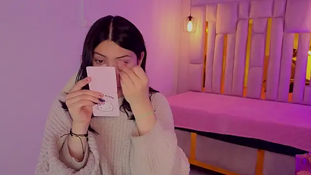 Brandy collinss online show from April 14, 2026, 12:11 pm