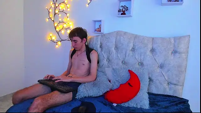 TerryGrace online show from November 18, 2025, 6:45 pm