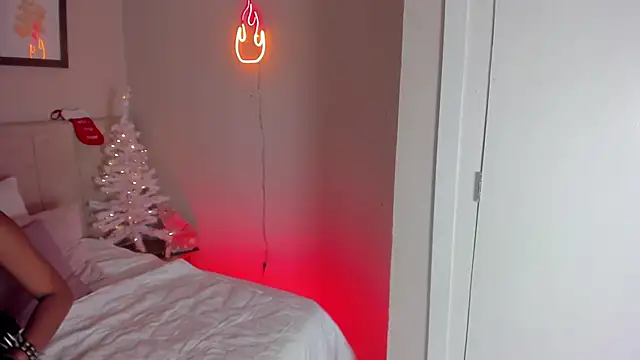 electra a online show from December 4, 2025, 6:38 pm