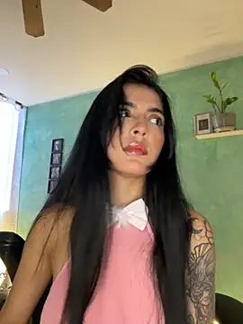 Cristal Cerati  online show from January 6, 2026, 9:50 pm