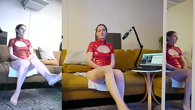 Snapshot of SUZANNEXXXXXX chatting on March 28, 2026, 11:15 pm SUZANNEXXXXXX online show from March 28, 2026, 11:15 pm