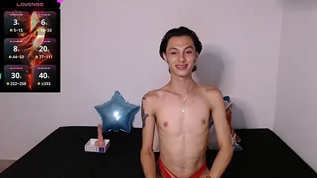 Snapshot of apolo_smith001 chatting on November 27, 2025, 2:35 am apolo smith001 online show from November 27, 2025, 2:35 am