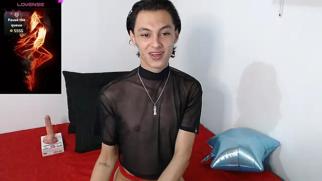 Snapshot of apolo_smith001 chatting on December 5, 2025, 2:09 am apolo smith001 online show from December 5, 2025, 2:09 am