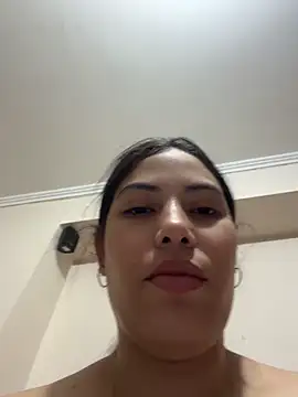 Snapshot of Anna_Bitch_Disgusting chatting on June 7, 2026, 8:12 pm Anna Bitch Disgusting online show from June 7, 2026, 8:12 pm