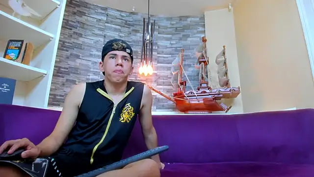 Boys Pranks online show from November 21, 2025, 8:18 pm