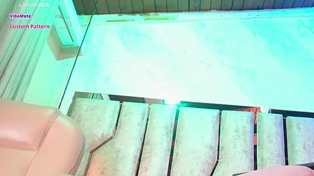 Snapshot of Caroline_palmerr chatting on December 21, 2025, 3:24 am Caroline palmerr online show from December 21, 2025, 3:24 am