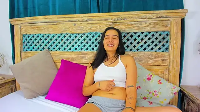 Chelsea Russell01 online show from November 24, 2025, 4:45 am