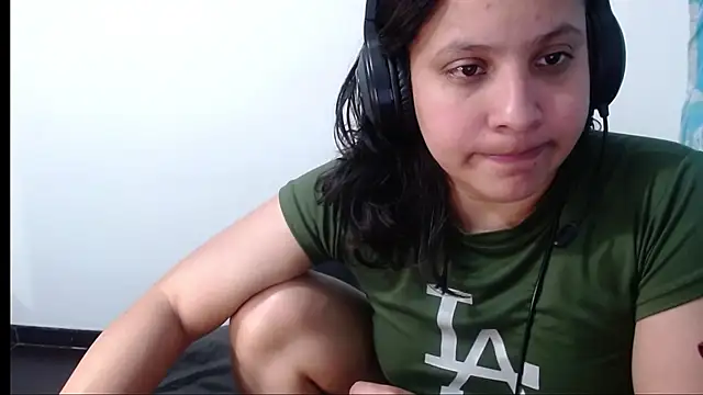 Snapshot of Little-rouse chatting on January 14, 2026, 5:02 am Little-rouse online show from January 14, 2026, 5:02 am
