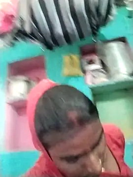 Big Lovexx online show from April 21, 2026, 9:37 am