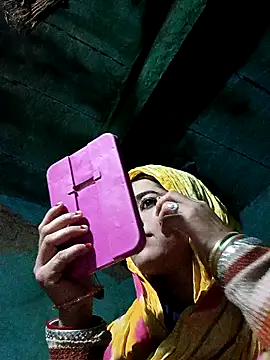 Hot kamla online show from December 22, 2025, 11:46 pm