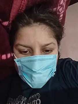 Cute hotzara online show from May 21, 2026, 6:53 am