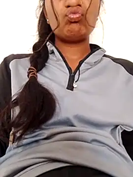 Snapshot of Kumari_gairl chatting on February 28, 2026, 6:58 am Kumari gairl online show from February 28, 2026, 6:58 am