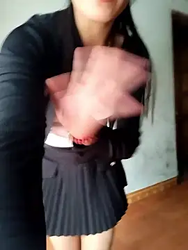 gugu0022 online show from April 19, 2026, 10:25 am