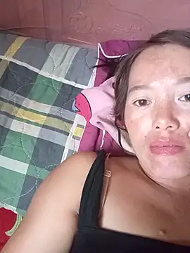 Snapshot of Lyly_sexyy chatting on November 24, 2025, 5:29 am Lyly sexyy online show from November 24, 2025, 5:29 am