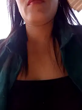 Snapshot of Lyly_sexyy chatting on November 28, 2025, 4:15 am Lyly sexyy online show from November 28, 2025, 4:15 am