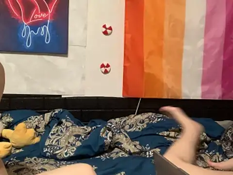 Kim  Ray online show from November 18, 2025, 2:54 pm