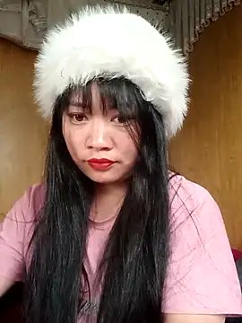 LyZii2k7 online show from November 22, 2025, 9:08 am