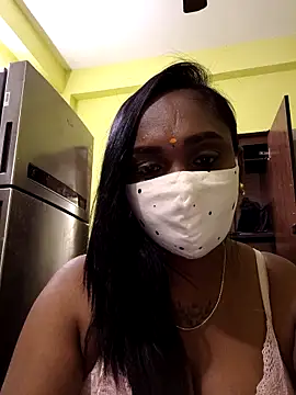 Dharshini98 online show from February 4, 2026, 11:09 pm