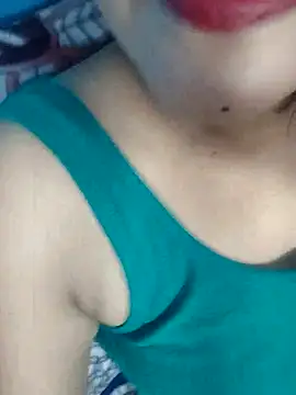 Snapshot of Cute_Ayushii chatting on June 28, 2026, 5:13 am Cute Ayushii online show from June 28, 2026, 5:13 am