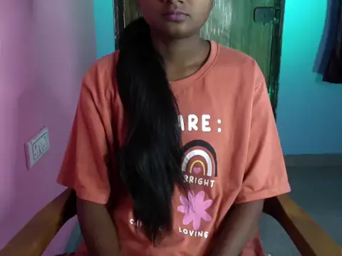 Snapshot of Riyya_00 chatting on November 19, 2025, 4:45 am Riyya 00 online show from November 19, 2025, 4:45 am