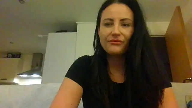 Snapshot of jasmine38england chatting on May 6, 2026, 10:04 pm jasmine38england online show from May 6, 2026, 10:04 pm
