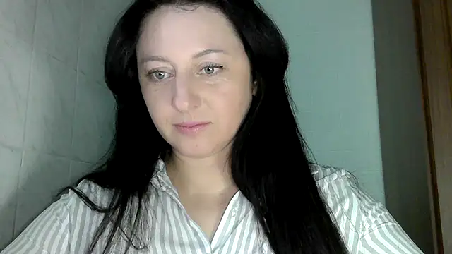 MelinaAx online show from April 6, 2026, 8:04 am