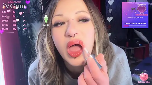 AshenRoe online show from February 25, 2026, 4:16 pm