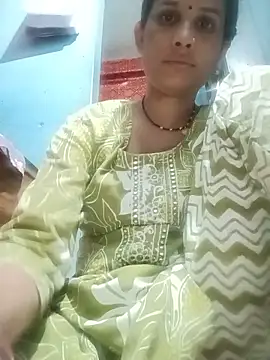 Snapshot of beutiful_hot chatting on June 28, 2026, 5:30 pm beutiful hot online show from June 28, 2026, 5:30 pm