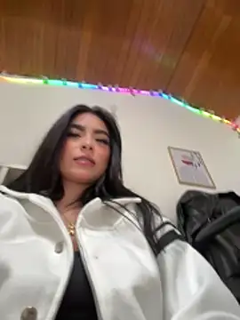 Snapshot of Irina_Fernandez chatting on November 24, 2025, 1:55 pm Irina Fernandez online show from November 24, 2025, 1:55 pm