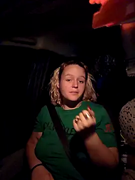 ladychat69 online show from March 1, 2026, 6:43 pm