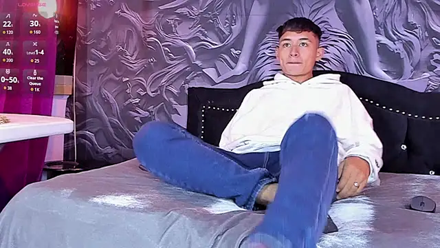 Angell01  online show from December 2, 2025, 4:29 am