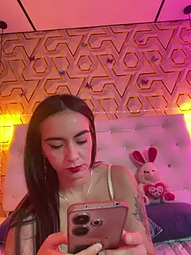 MelanyyJhonson15 online show from February 1, 2026, 4:49 pm